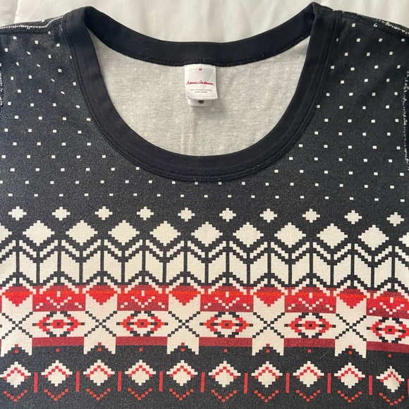 Hanna Andersson Fair Aisle pajamas Size M Women’s TOP ONLY Christmas Holiday - Picture 4 of 4